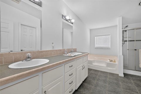 Tiny photo for 12040 SE 94th Court, Belleview, FL 34420 (MLS # G5118006)