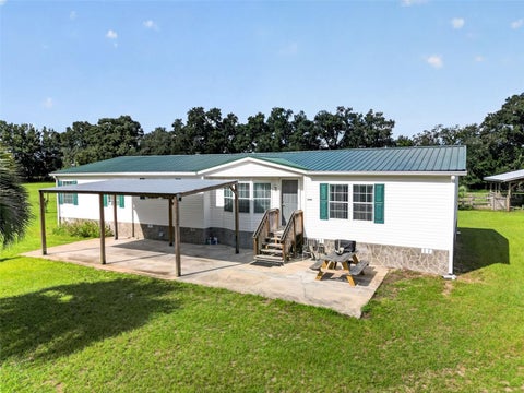 Tiny photo for 12040 SE 94th Court, Belleview, FL 34420 (MLS # G5118006)