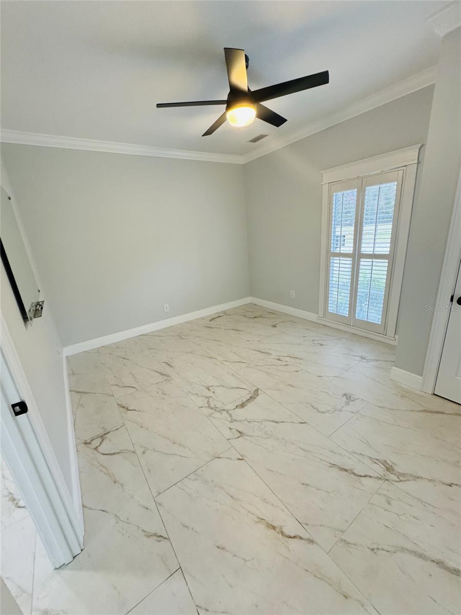 SANFORDS SUBSTANTIAL FARMS - Residential