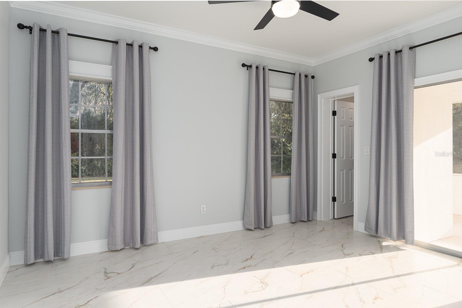 SANFORDS SUBSTANTIAL FARMS - Residential