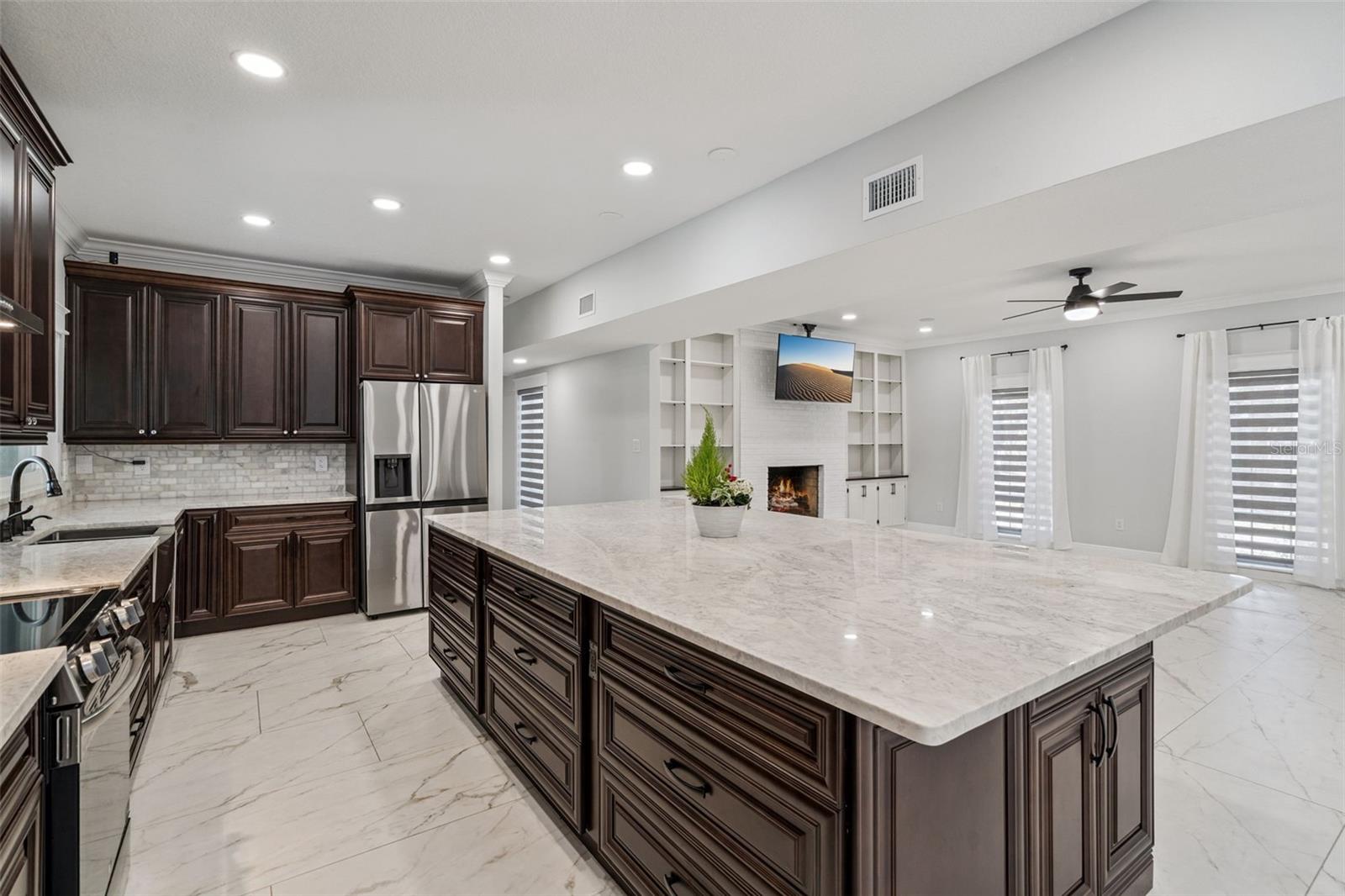 SANFORDS SUBSTANTIAL FARMS - Residential