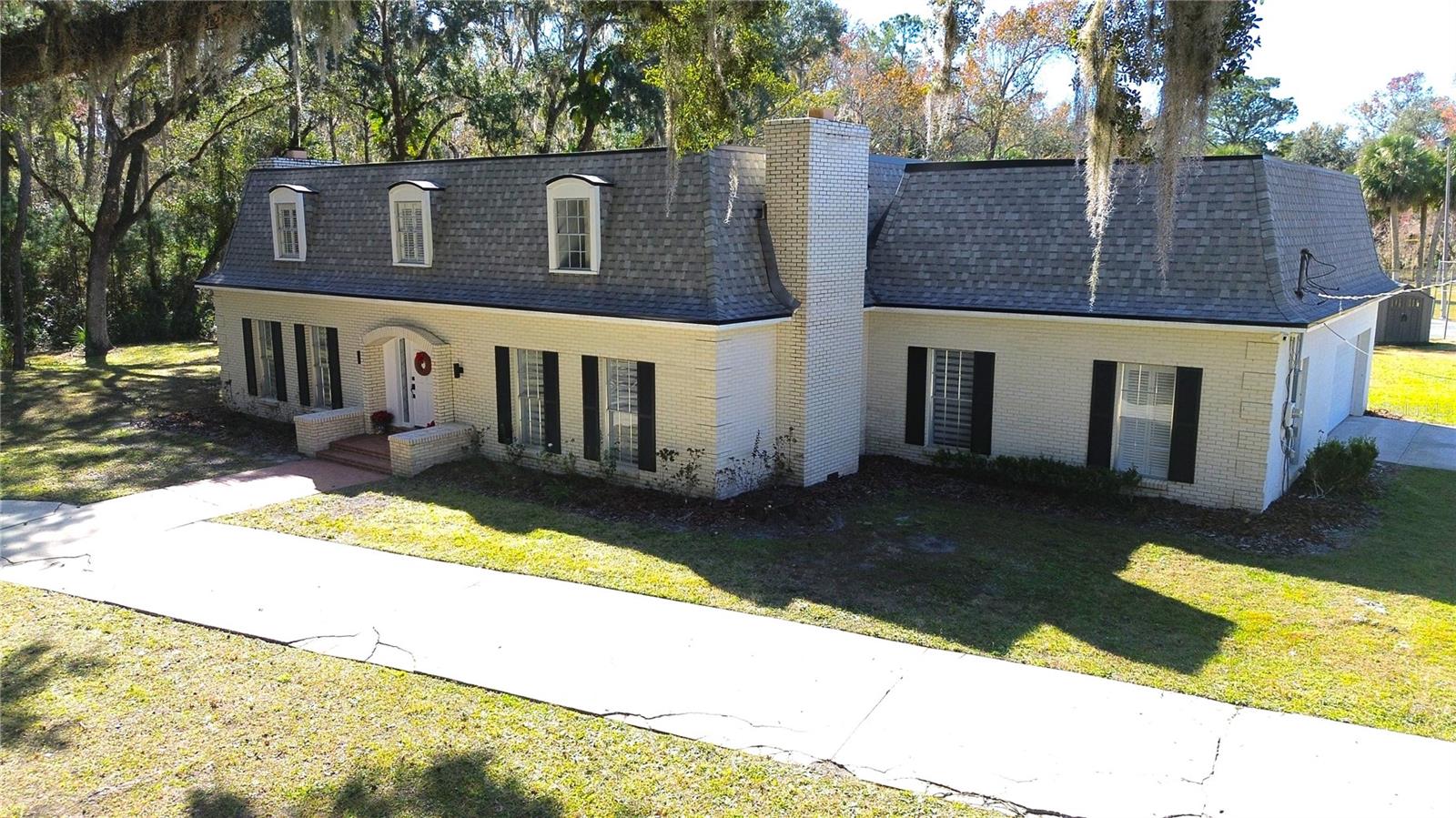 SANFORDS SUBSTANTIAL FARMS - Residential