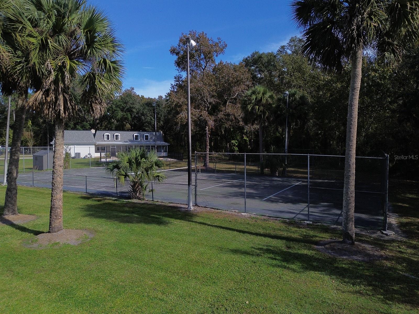 SANFORDS SUBSTANTIAL FARMS - Residential