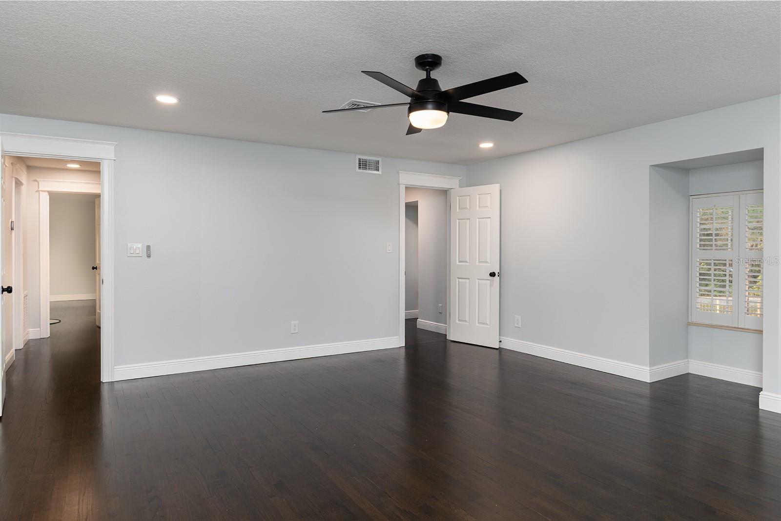 SANFORDS SUBSTANTIAL FARMS - Residential