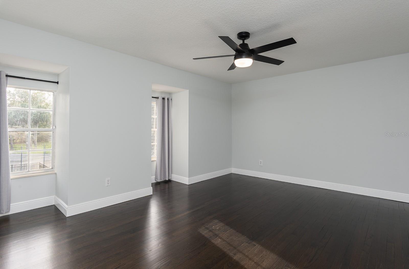 SANFORDS SUBSTANTIAL FARMS - Residential