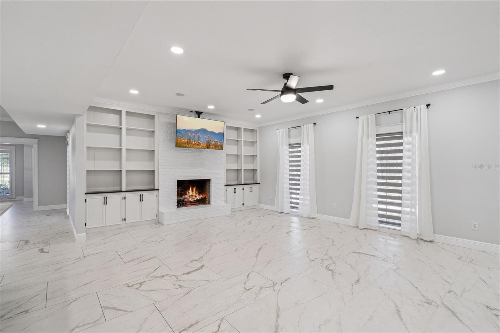 SANFORDS SUBSTANTIAL FARMS - Residential