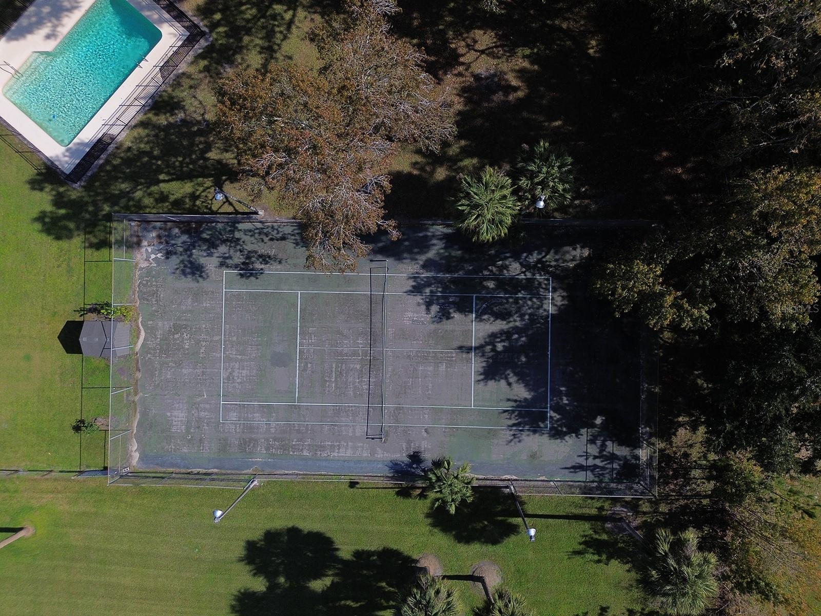 SANFORDS SUBSTANTIAL FARMS - Residential