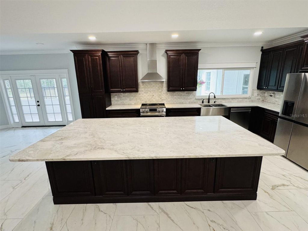 Photo of 165 Leslie Lane, Lake Mary, FL 32746 (MLS # O6365070)