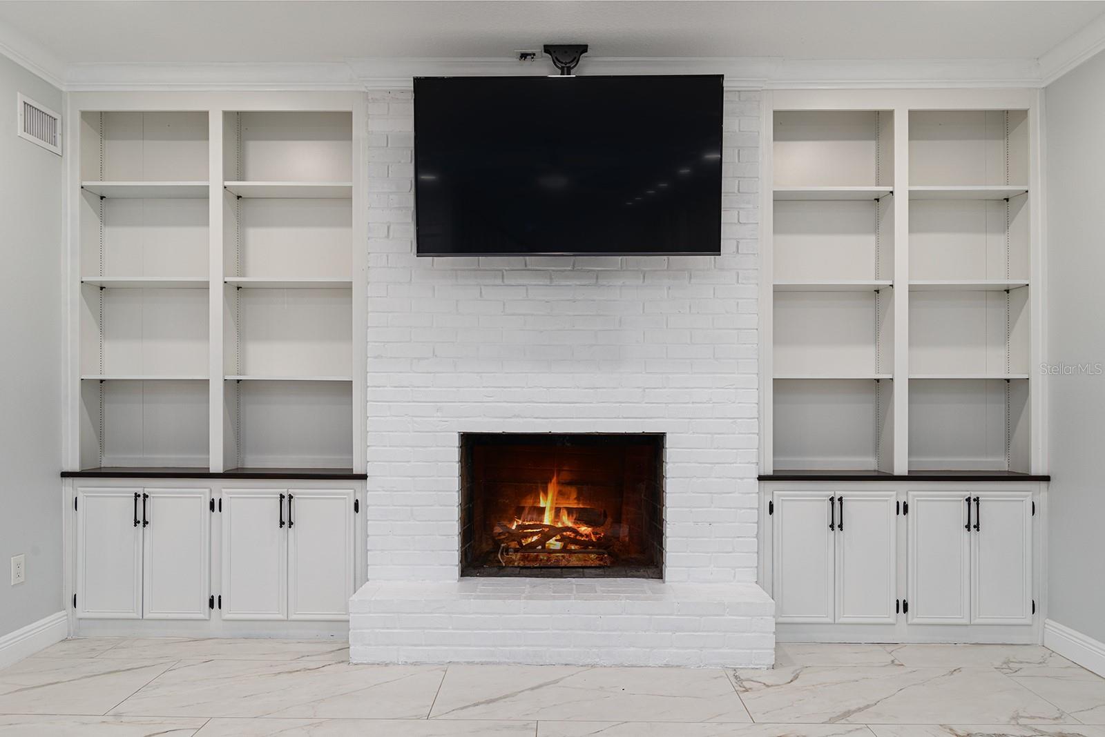 SANFORDS SUBSTANTIAL FARMS - Residential