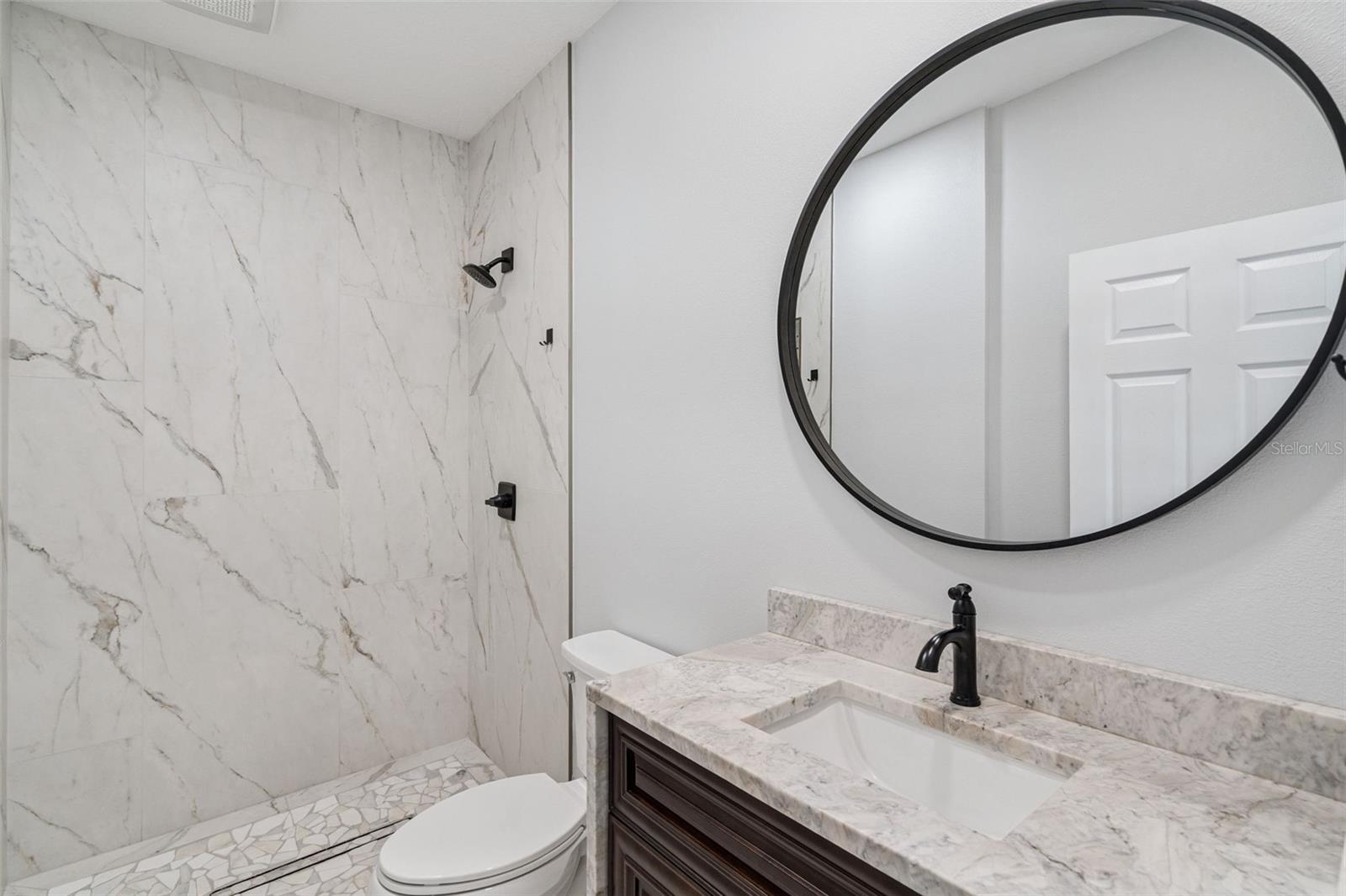 SANFORDS SUBSTANTIAL FARMS - Residential