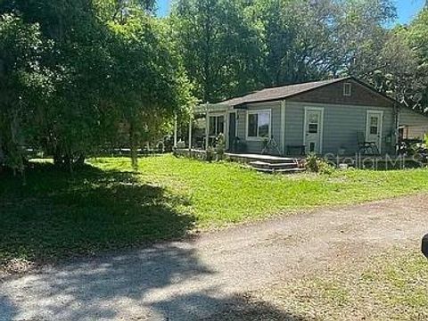 A home in SUMTERVILLE