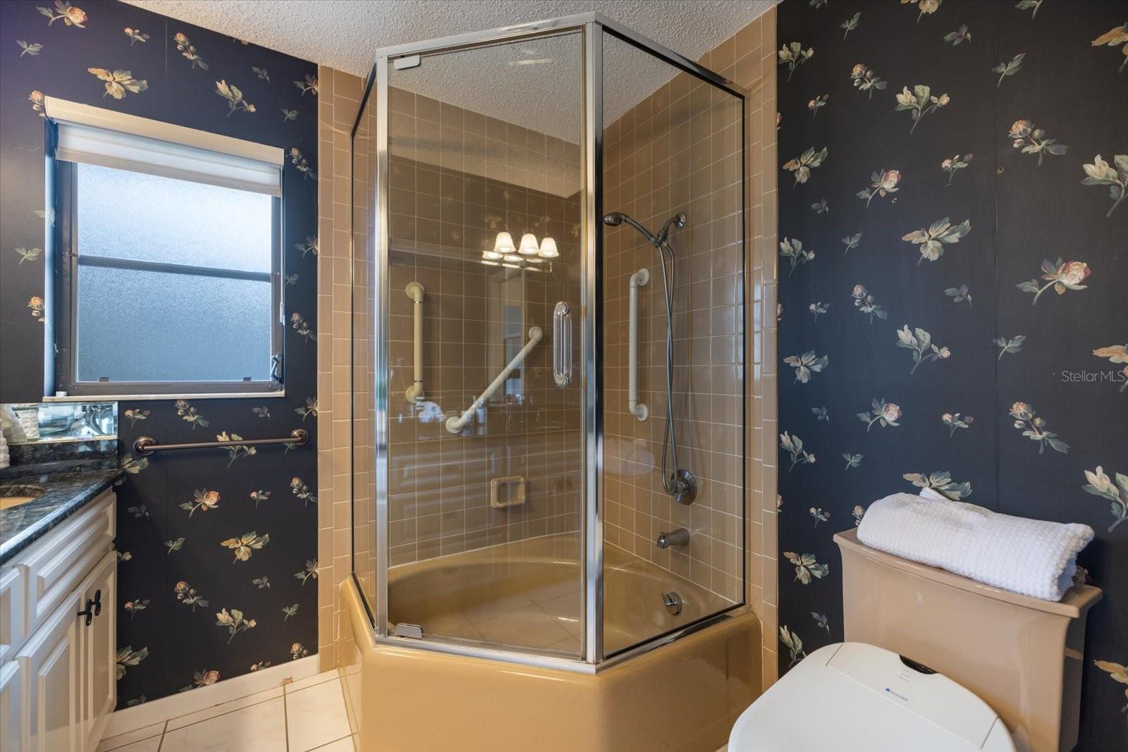 VENICE GARDENS SEC 2 - Residential