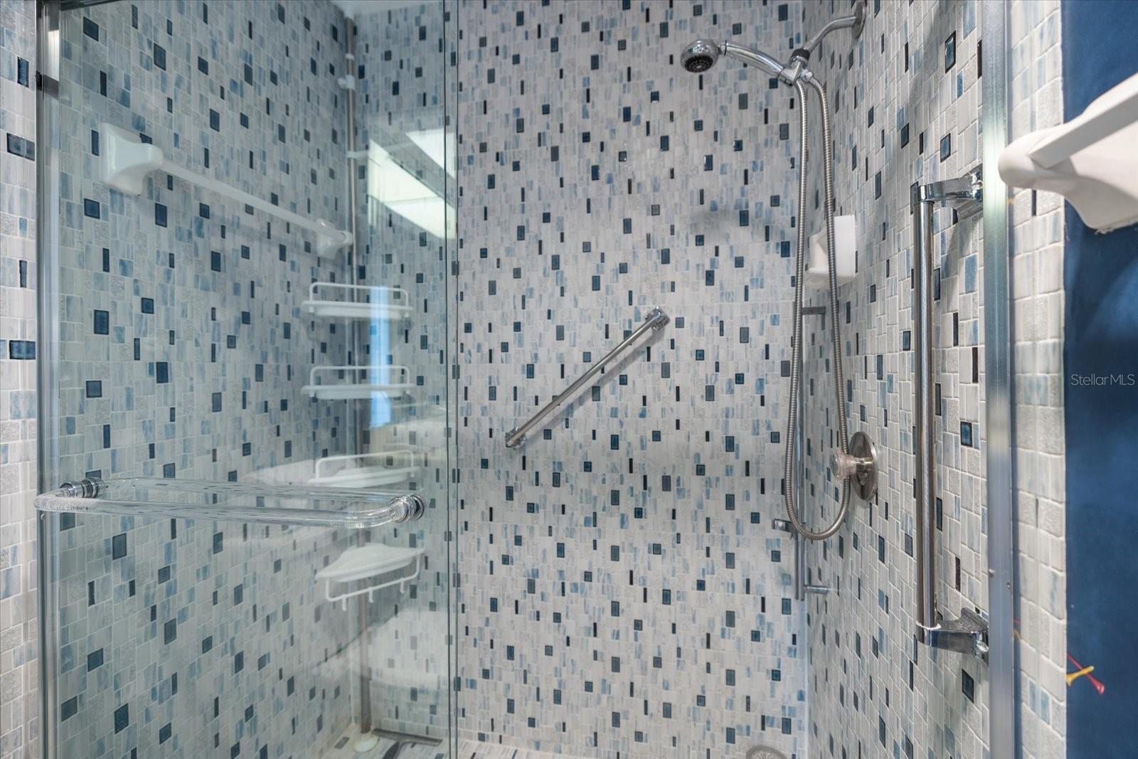 VENICE GARDENS SEC 2 - Residential