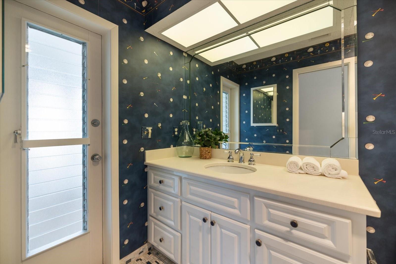 VENICE GARDENS SEC 2 - Residential