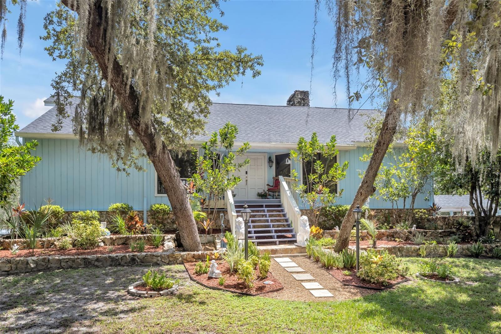 105 SAXON BOULEVARD