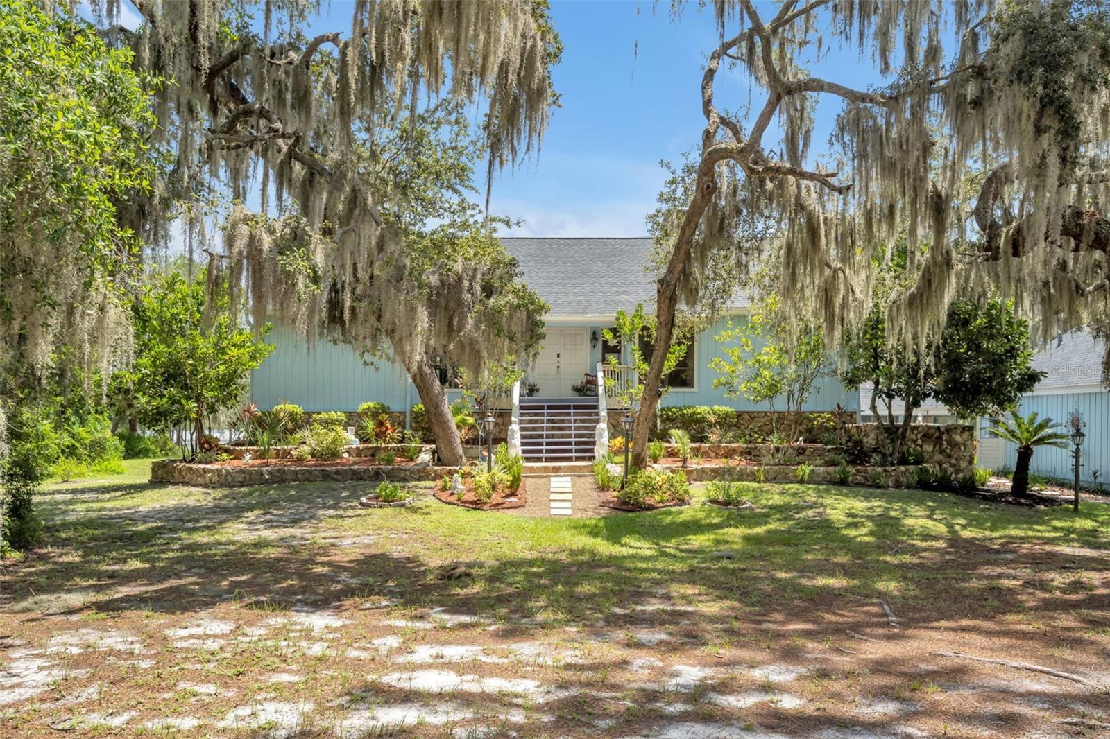105 SAXON BOULEVARD