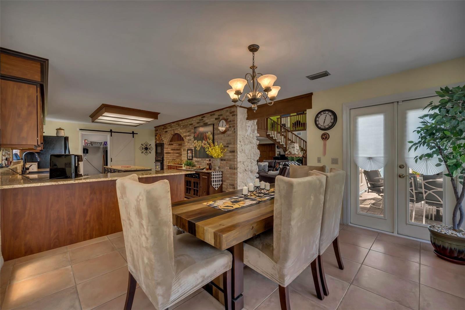 WILSONS 01/4 SW 01/4 - Residential