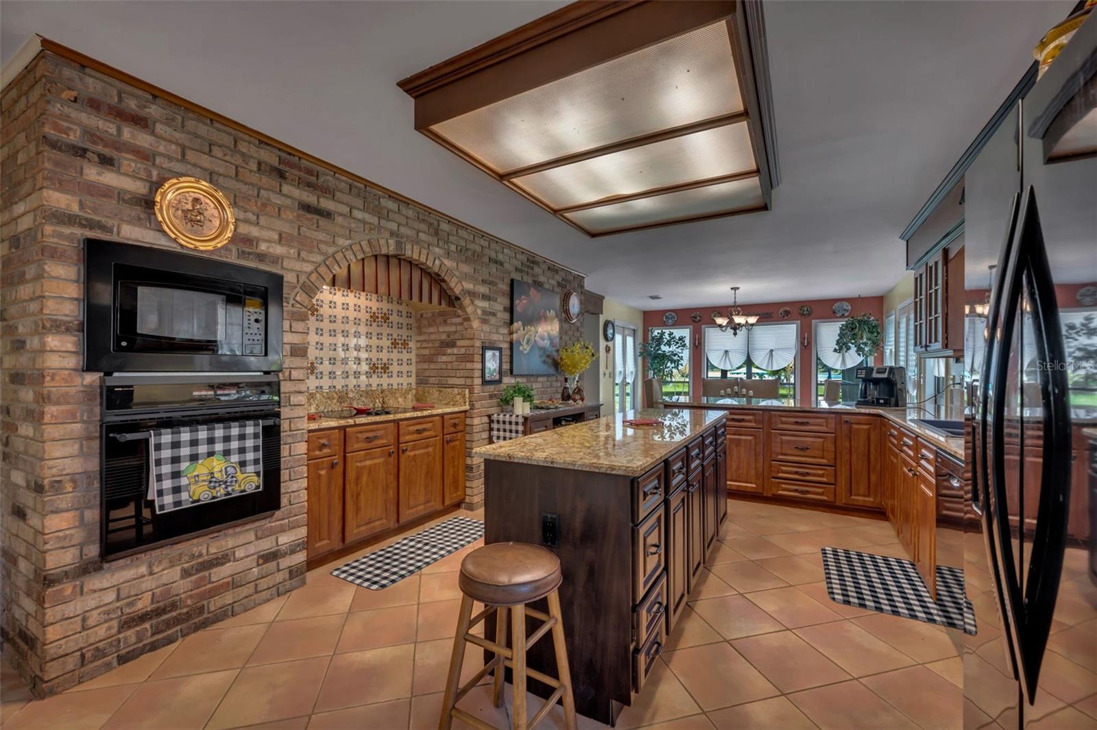 WILSONS 01/4 SW 01/4 - Residential