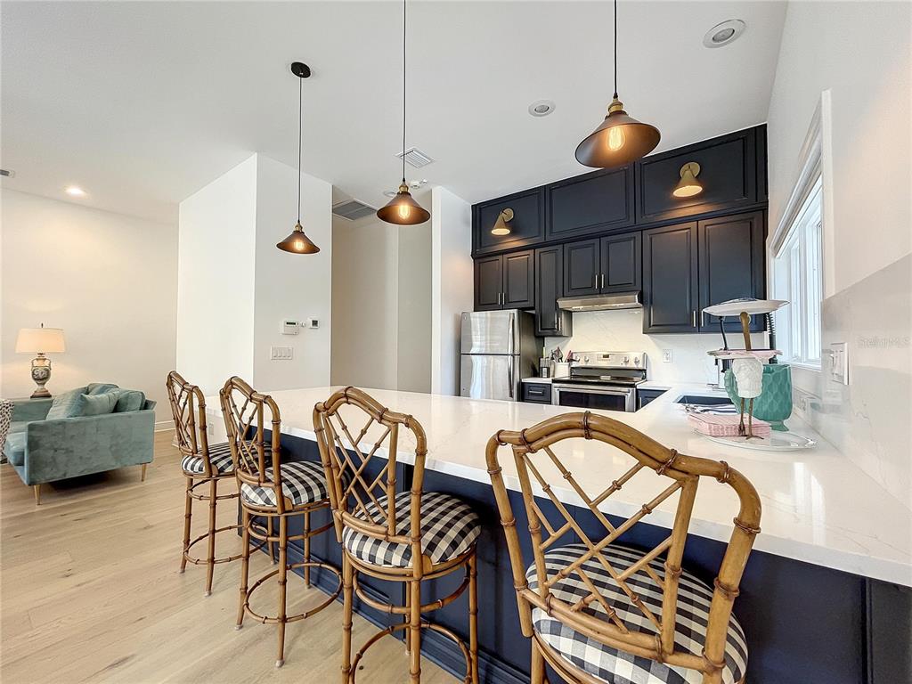 PALM BLUFF - Residential