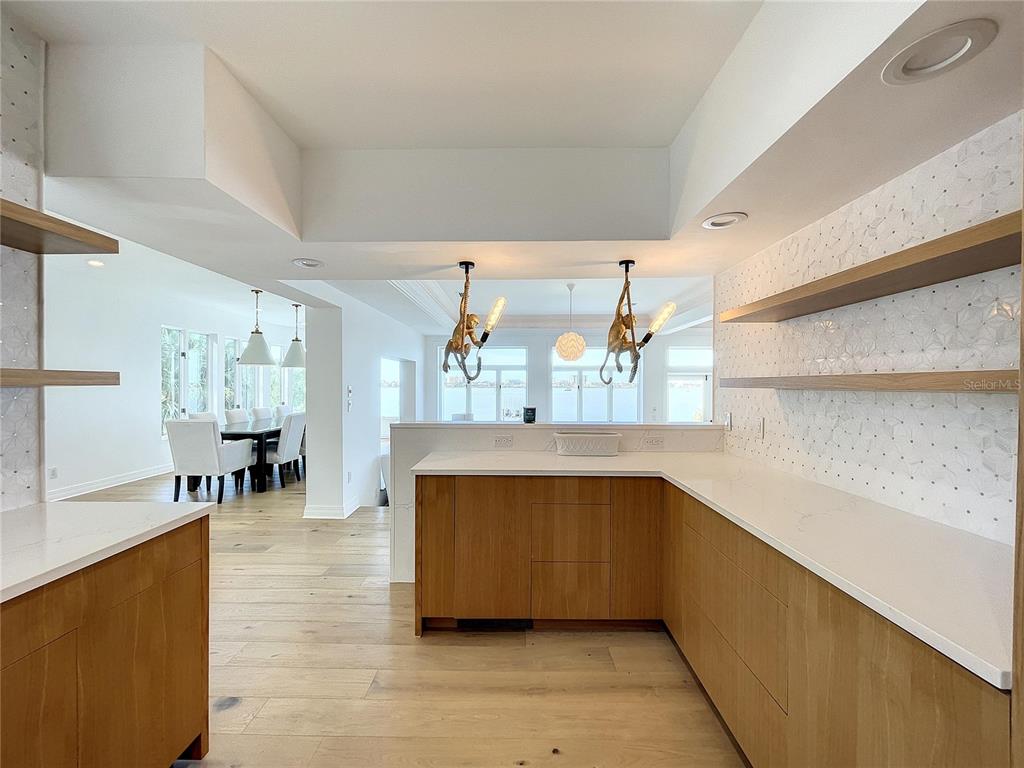 PALM BLUFF - Residential