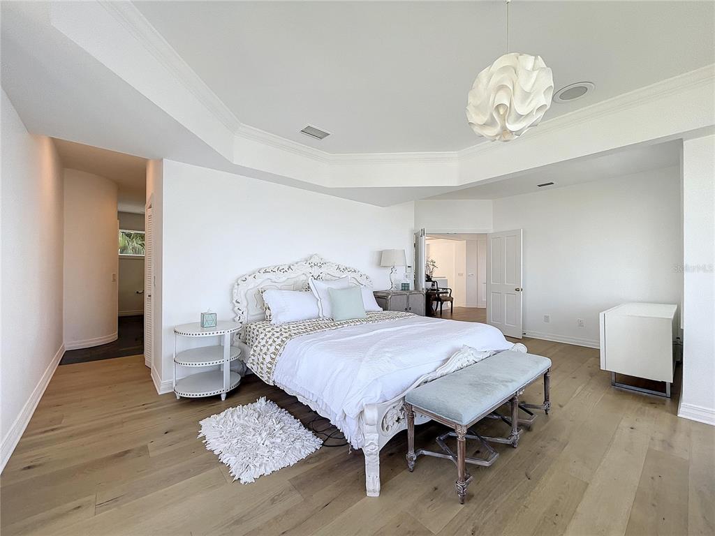 PALM BLUFF - Residential