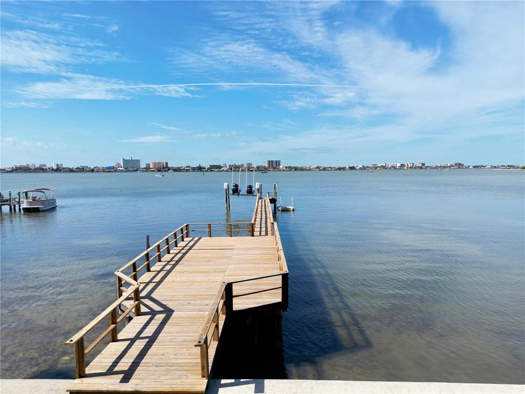 PALM BLUFF - Residential