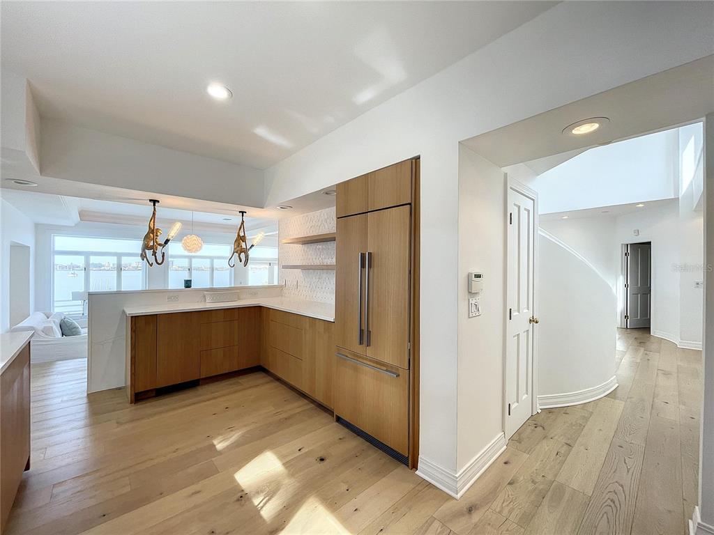 PALM BLUFF - Residential