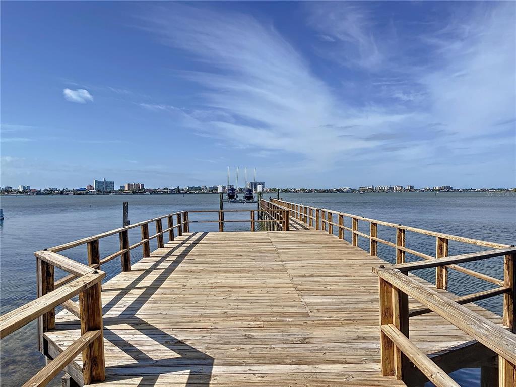 PALM BLUFF - Residential