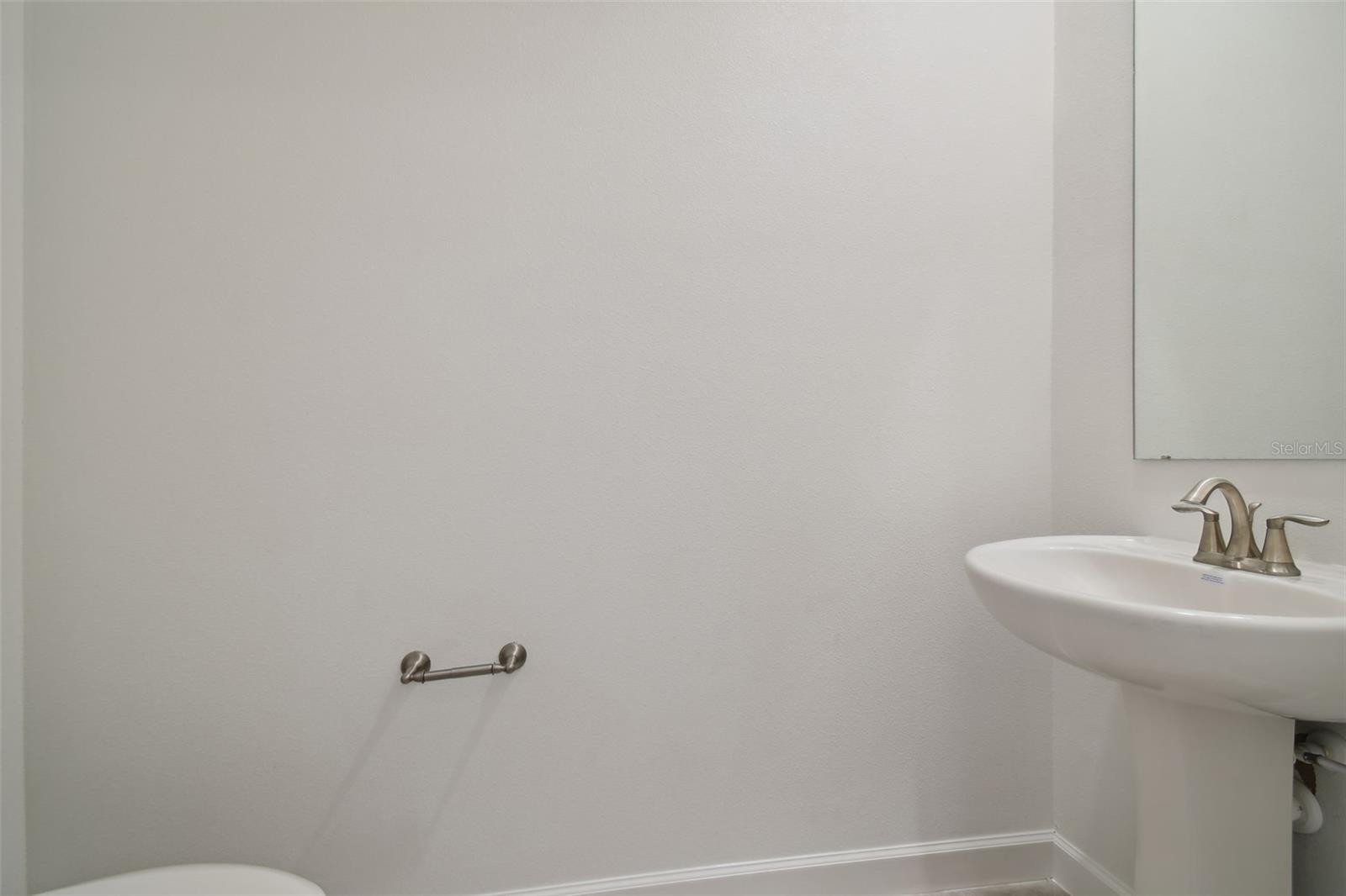 BRYANT SQUARE - Residential Lease