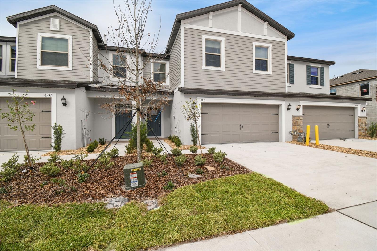 BRYANT SQUARE - Residential Lease