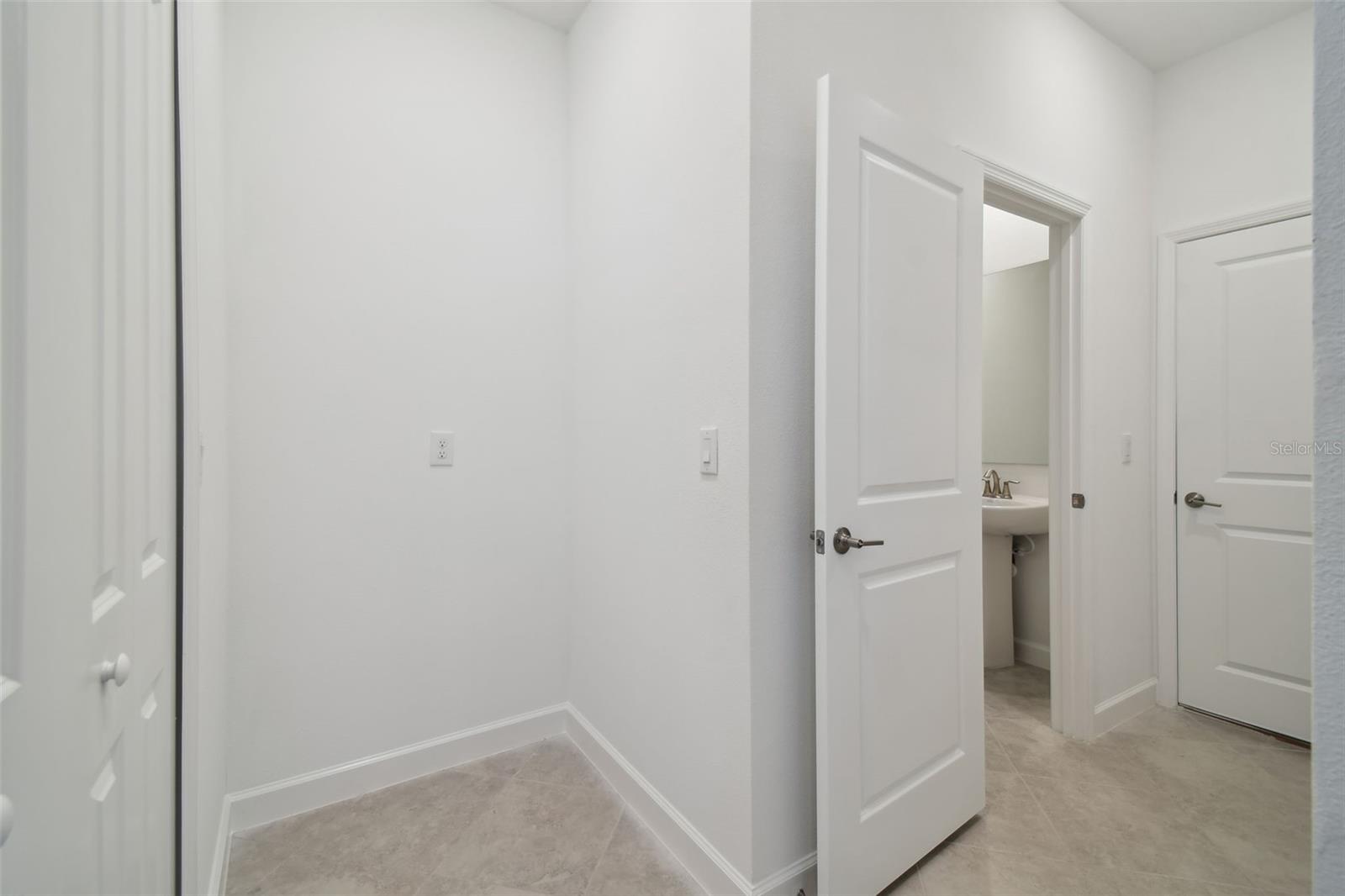 BRYANT SQUARE - Residential Lease