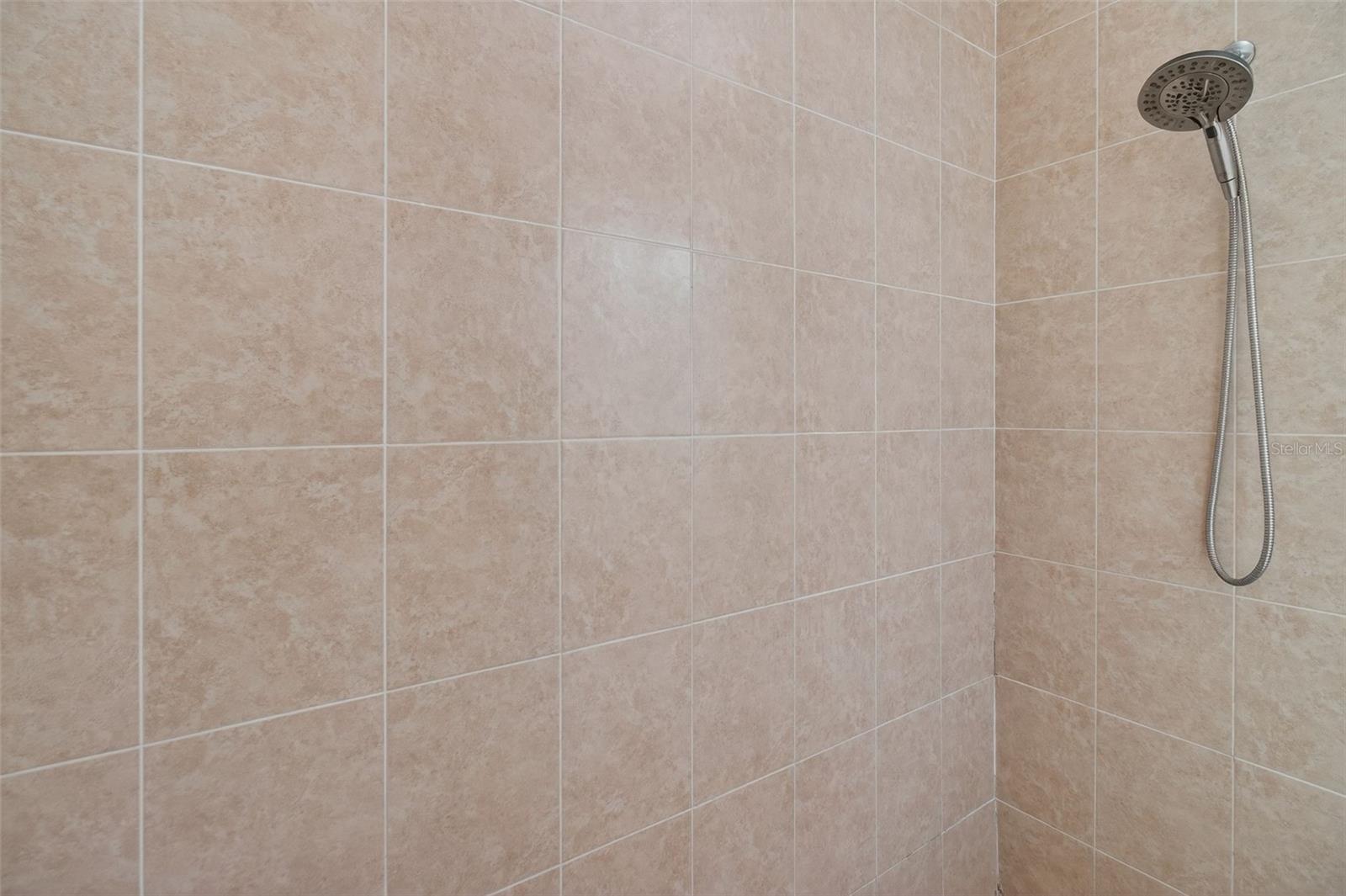 ZIGGY'S PLAT LOT 1 - Residential