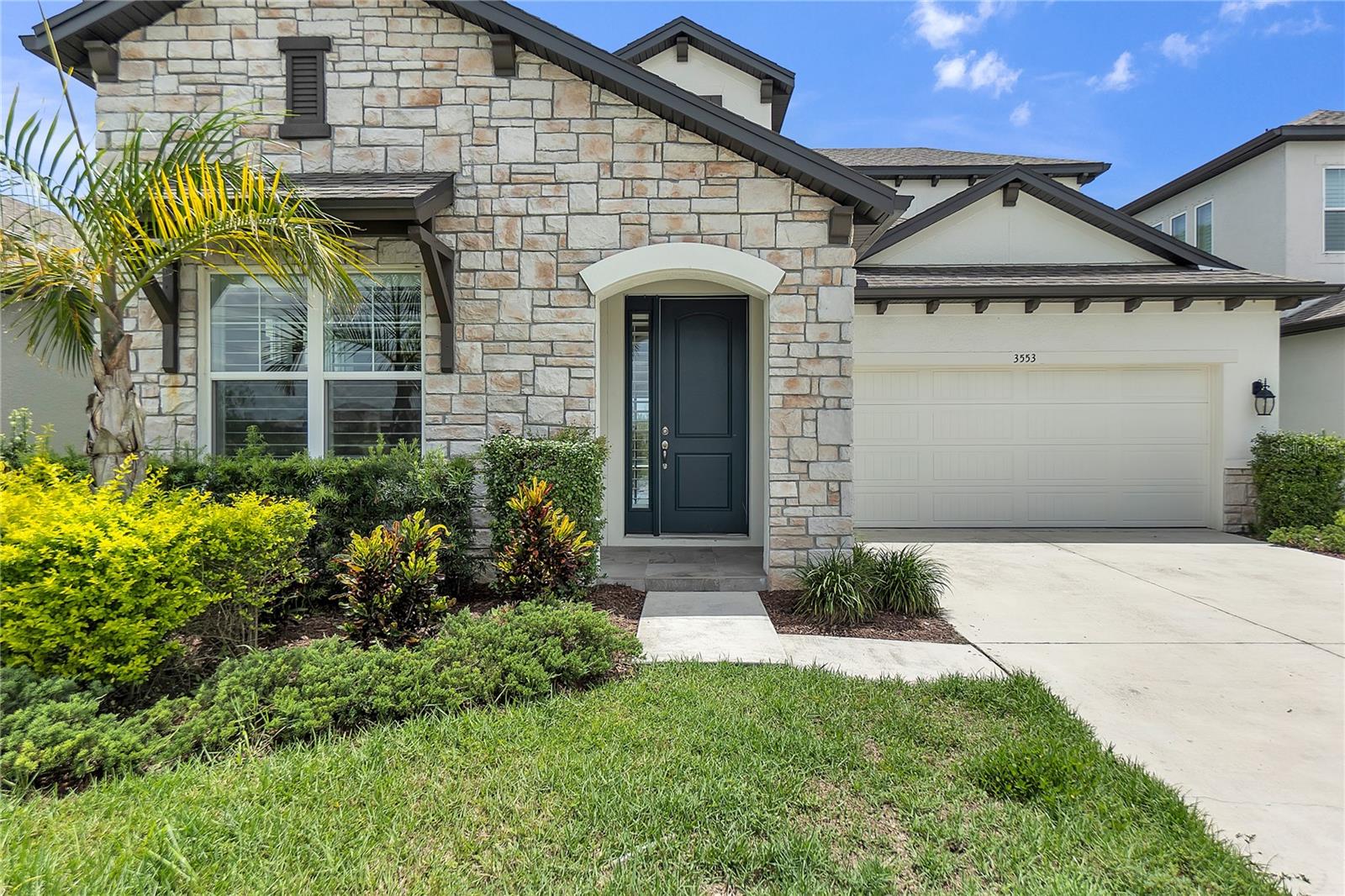 3553 SECLUDED COURT
