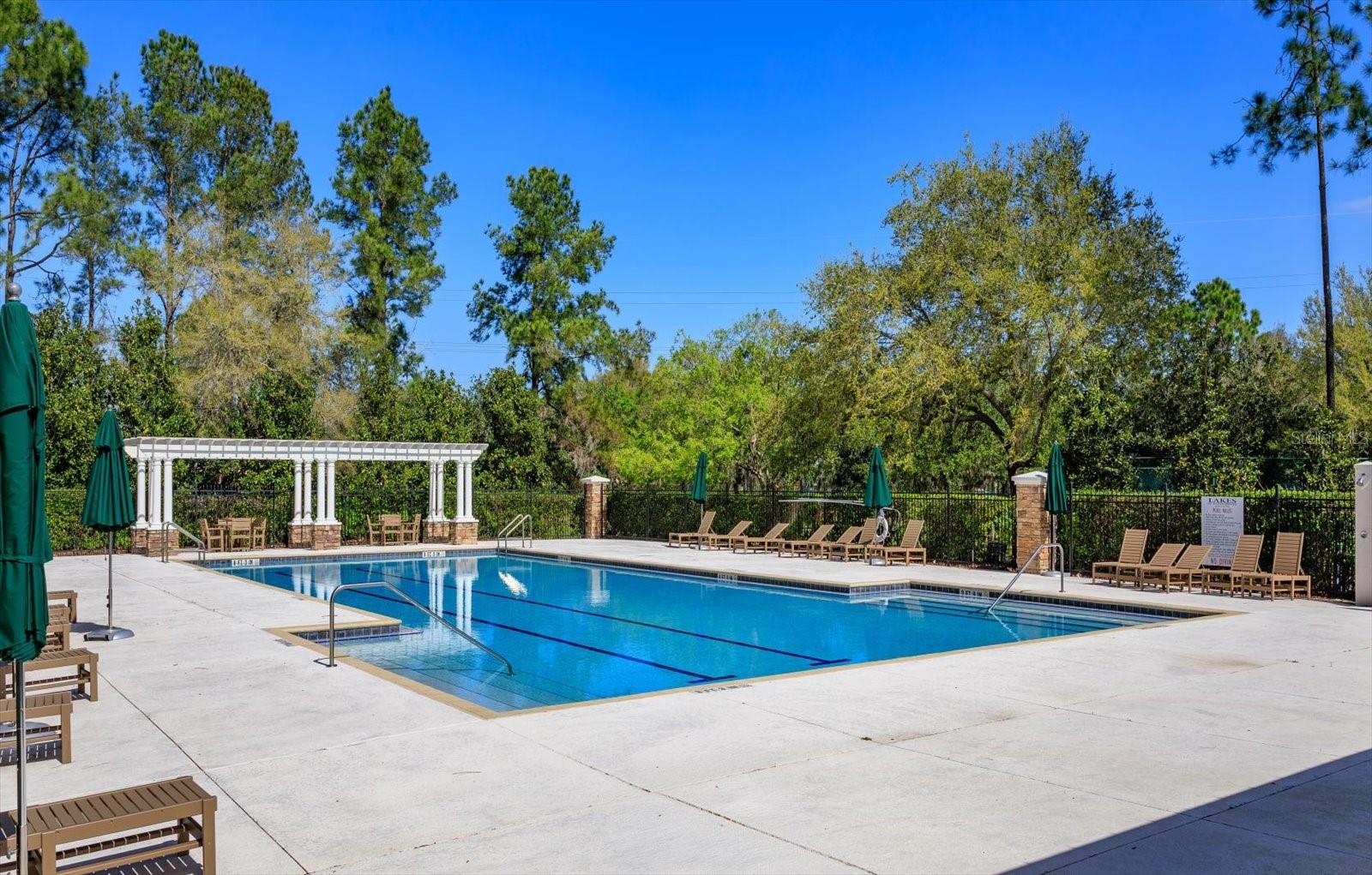 LAKES WINDERMERE PH 01 49 108 - Residential