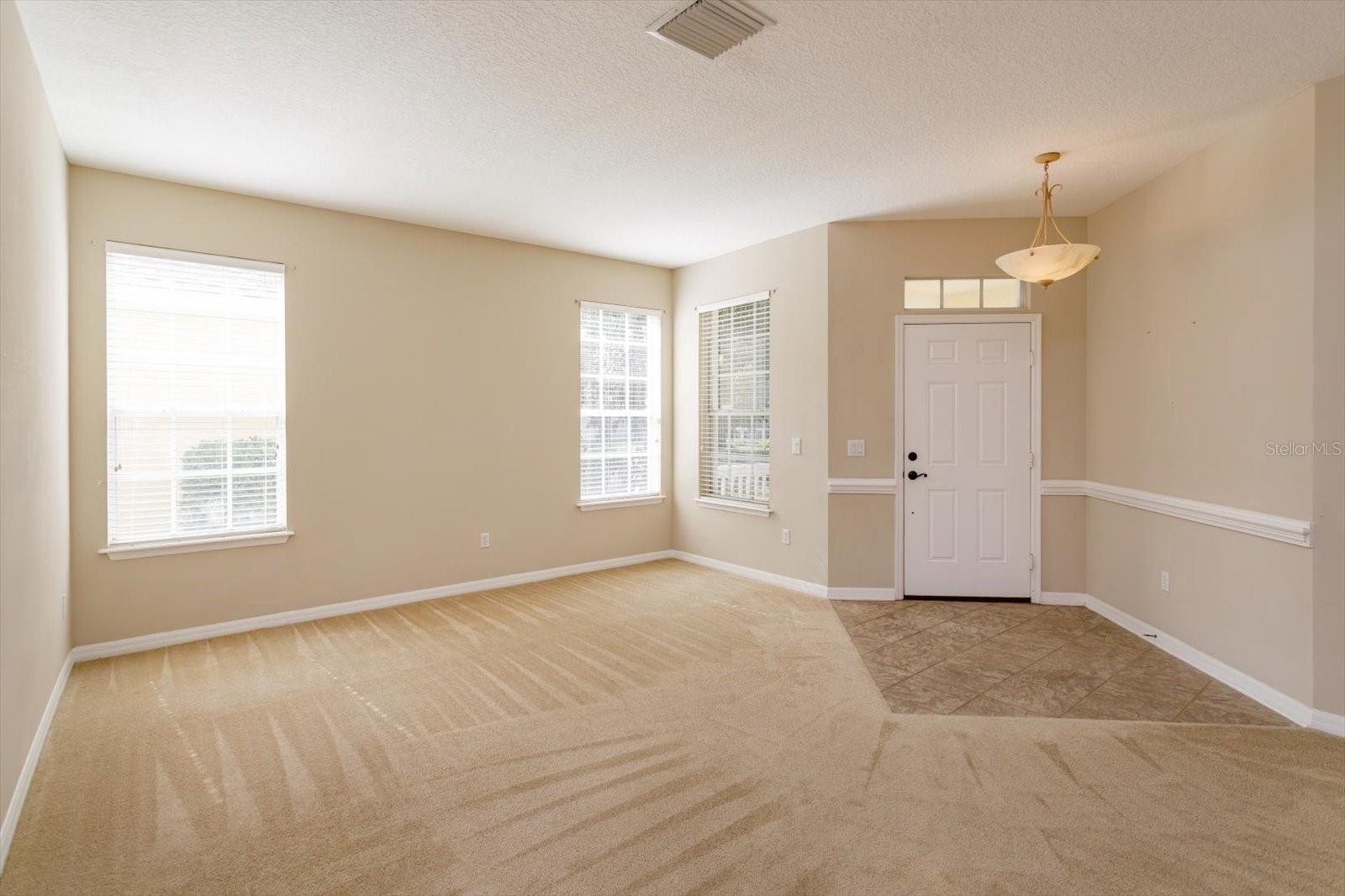 LAKES WINDERMERE PH 01 49 108 - Residential