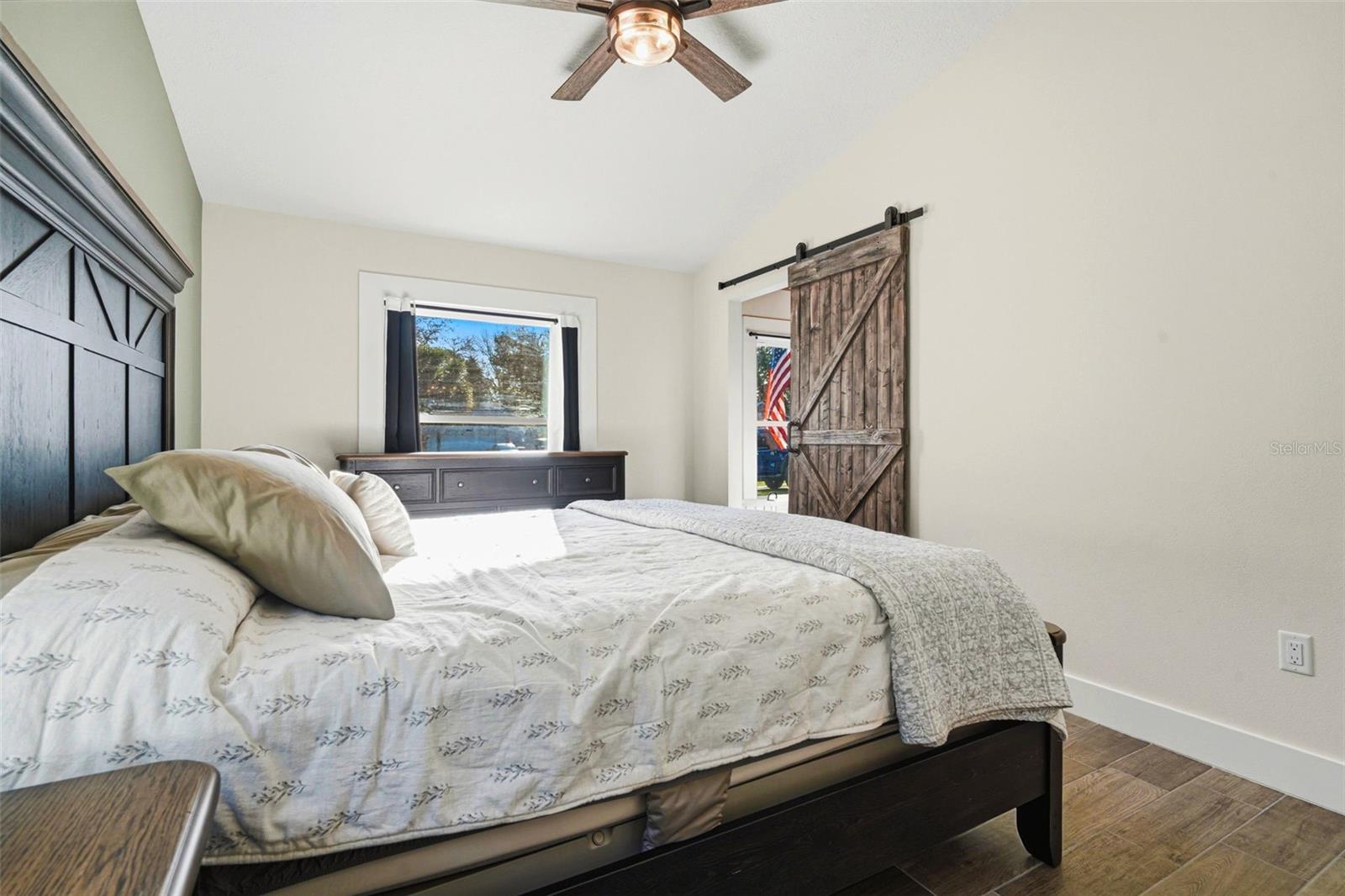 DELTONA LAKES UNIT 08 - Residential