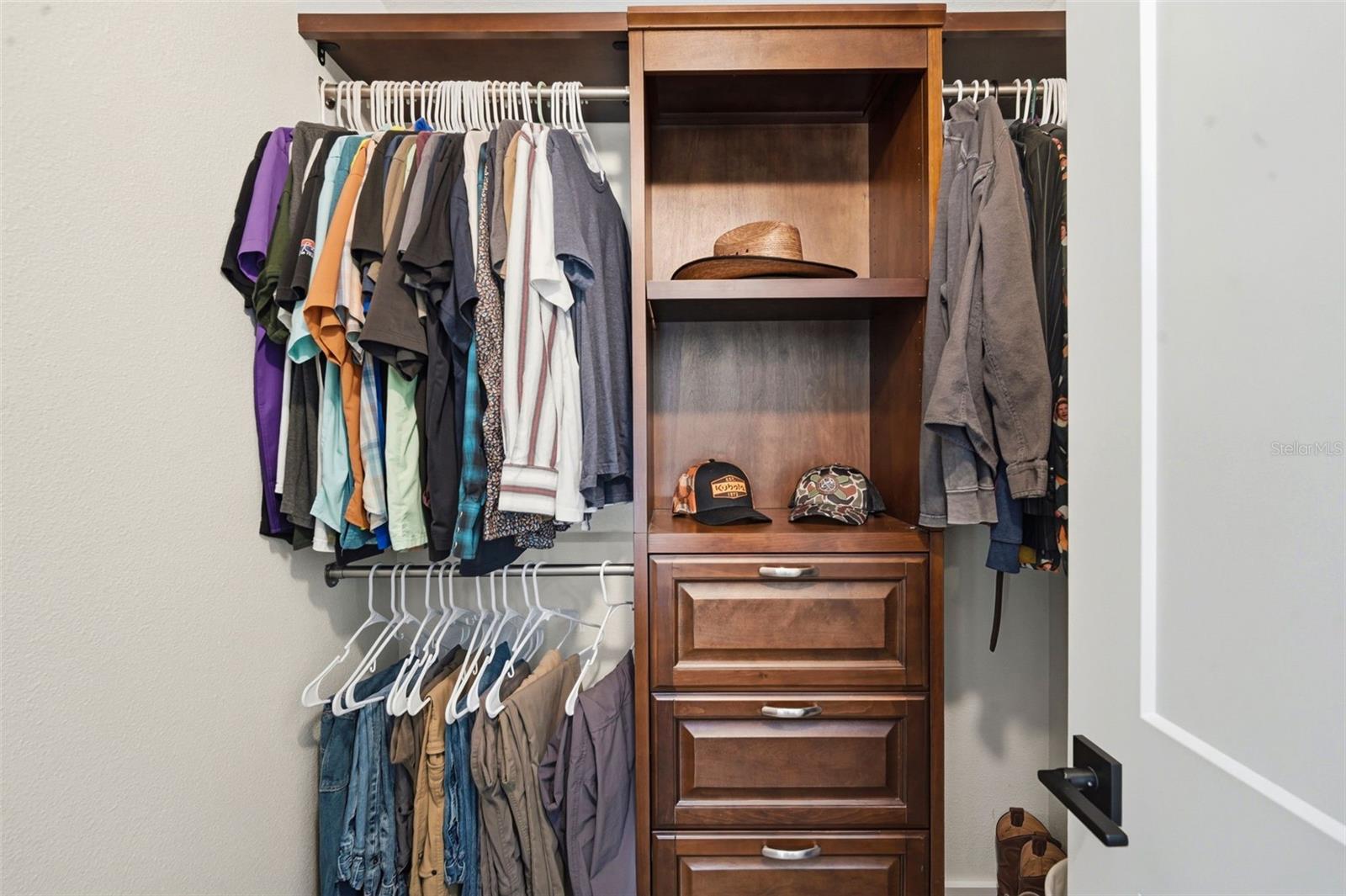 DELTONA LAKES UNIT 08 - Residential