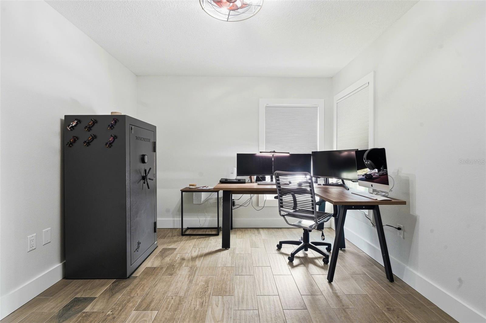 DELTONA LAKES UNIT 08 - Residential