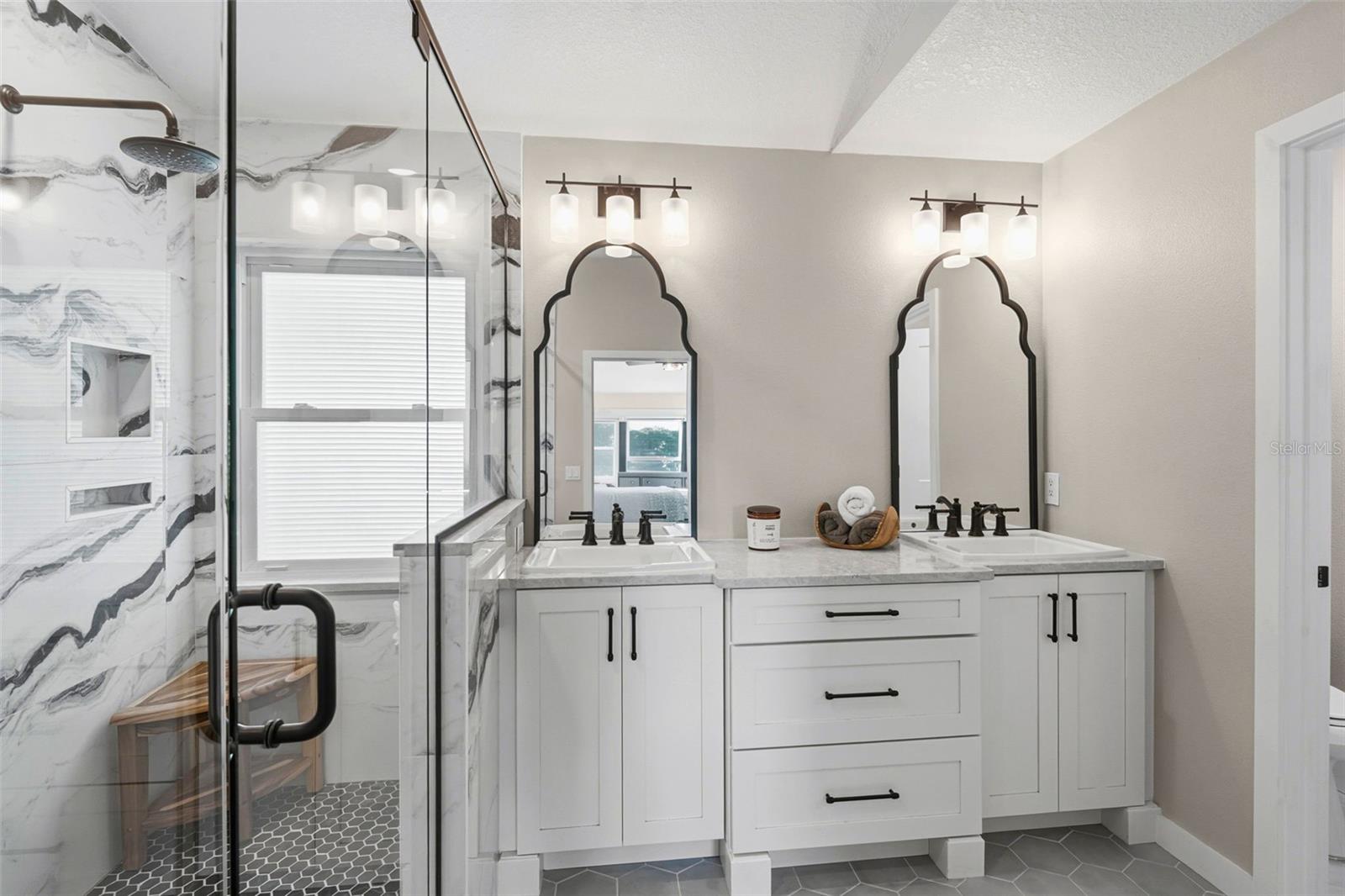 DELTONA LAKES UNIT 08 - Residential