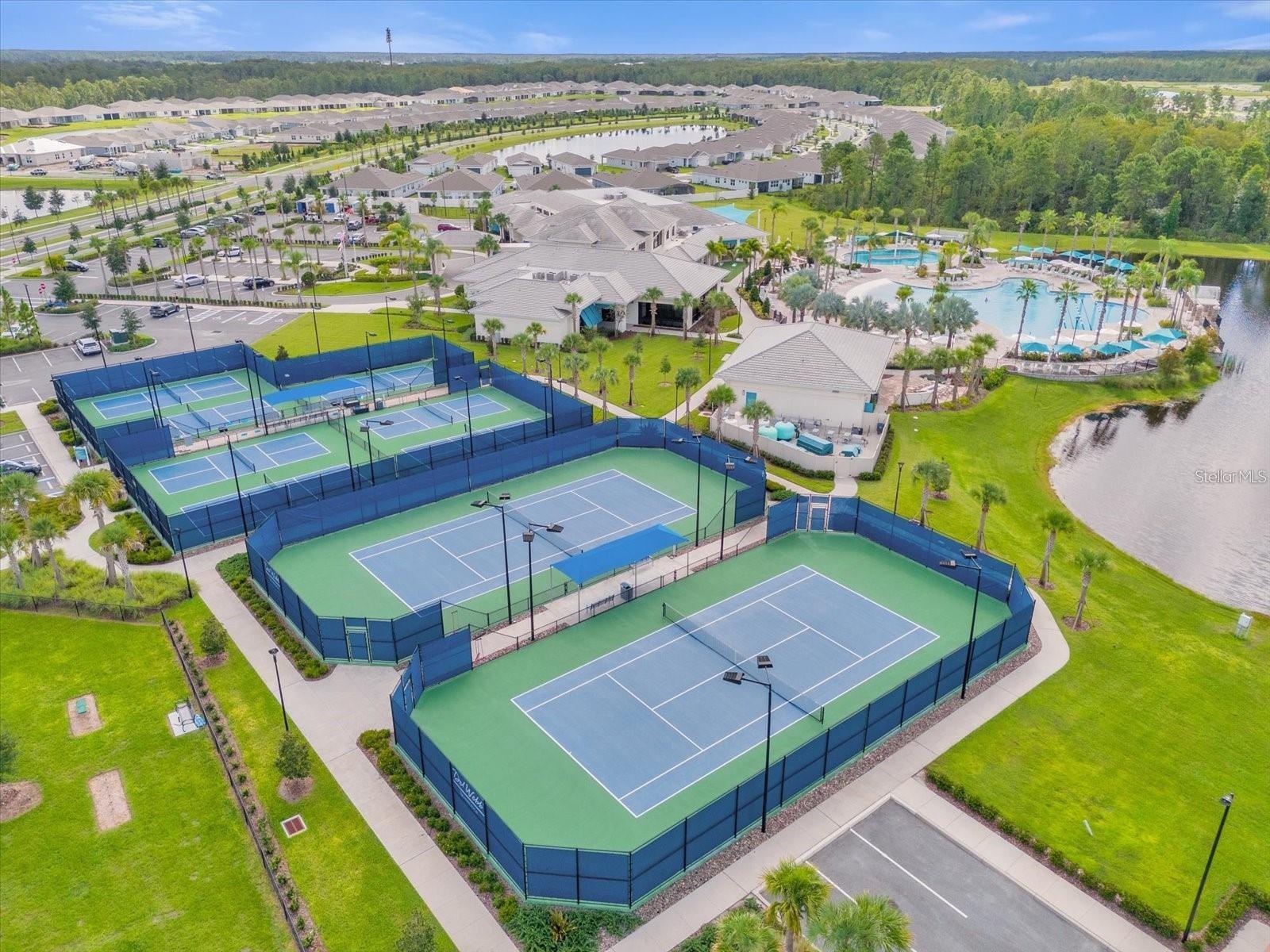 DEL WEBB SUNBRIDGE - Residential