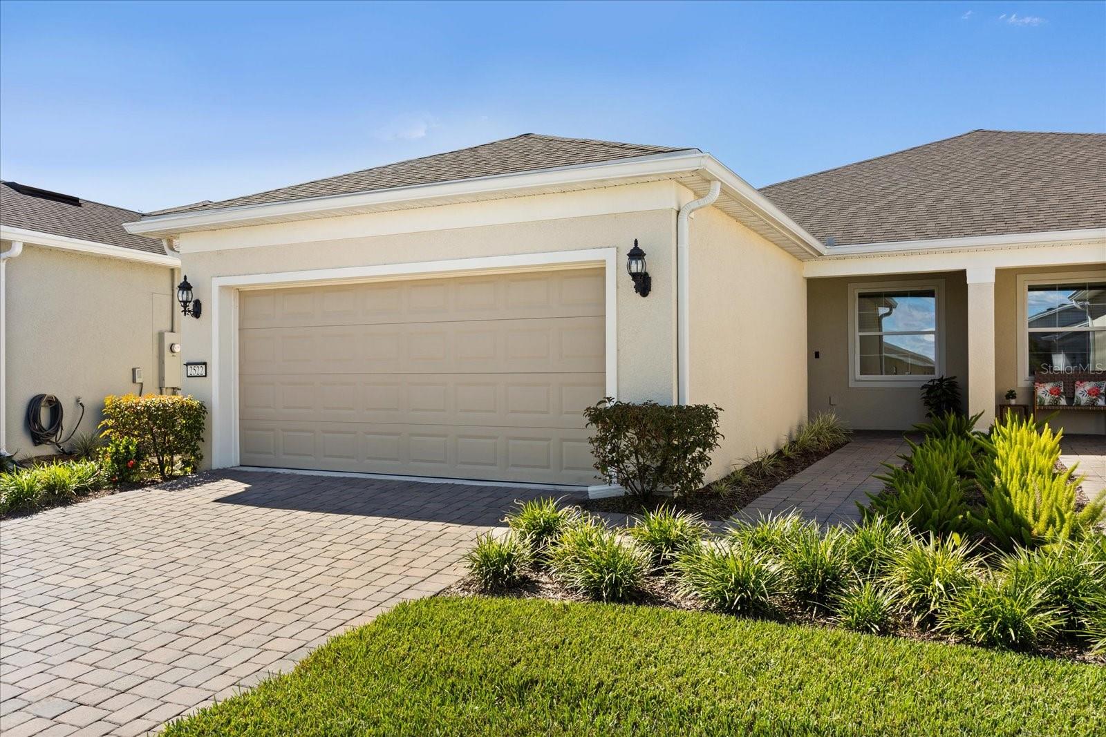2522 CLIFF WAY