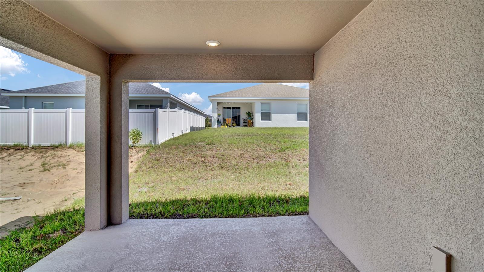 GENEVA LNDGS PH 1 - Residential Lease