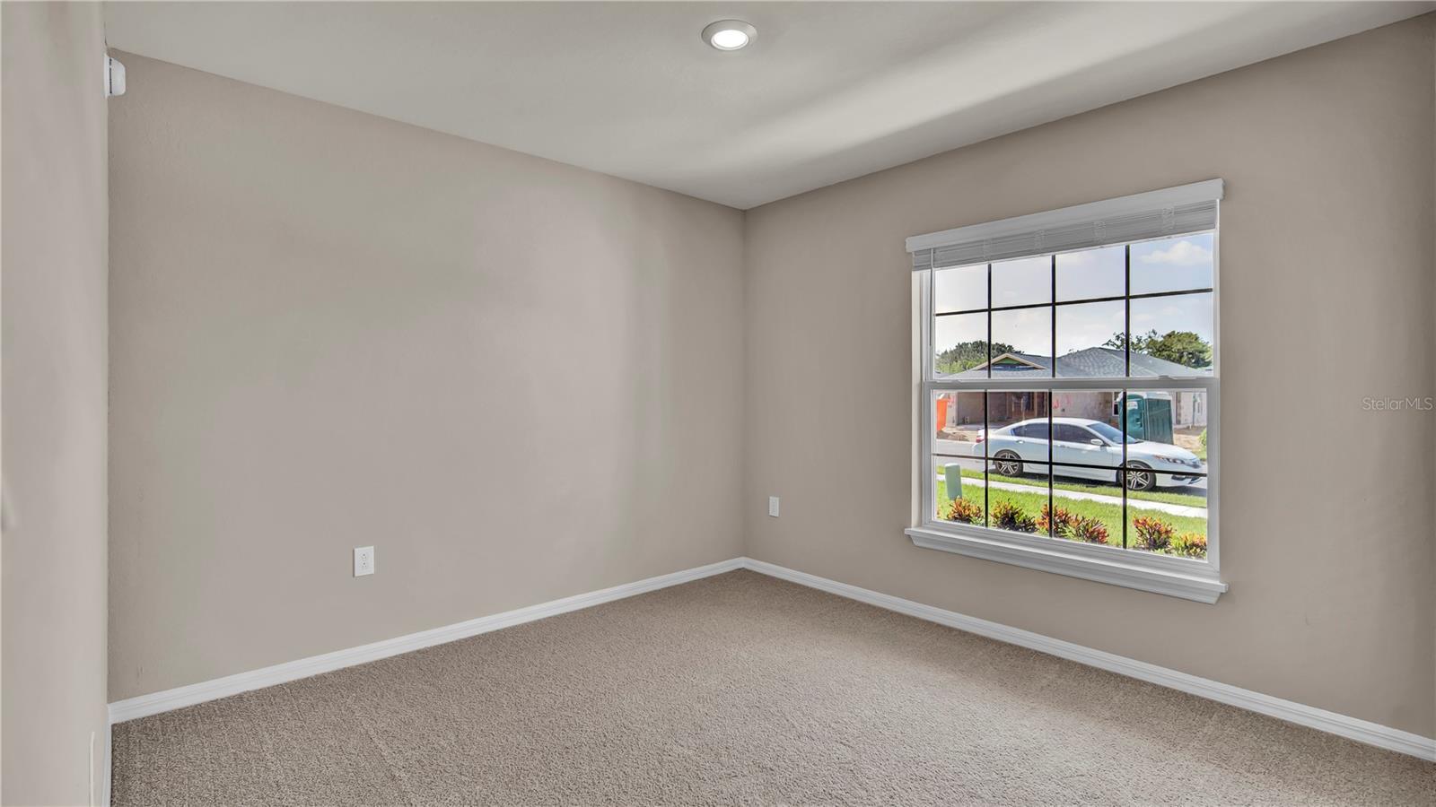 GENEVA LNDGS PH 1 - Residential Lease