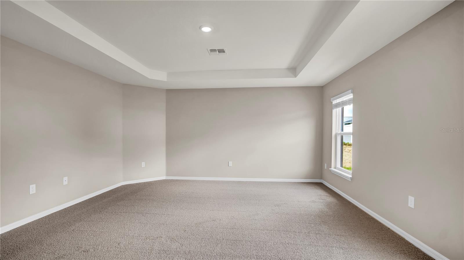 GENEVA LNDGS PH 1 - Residential Lease