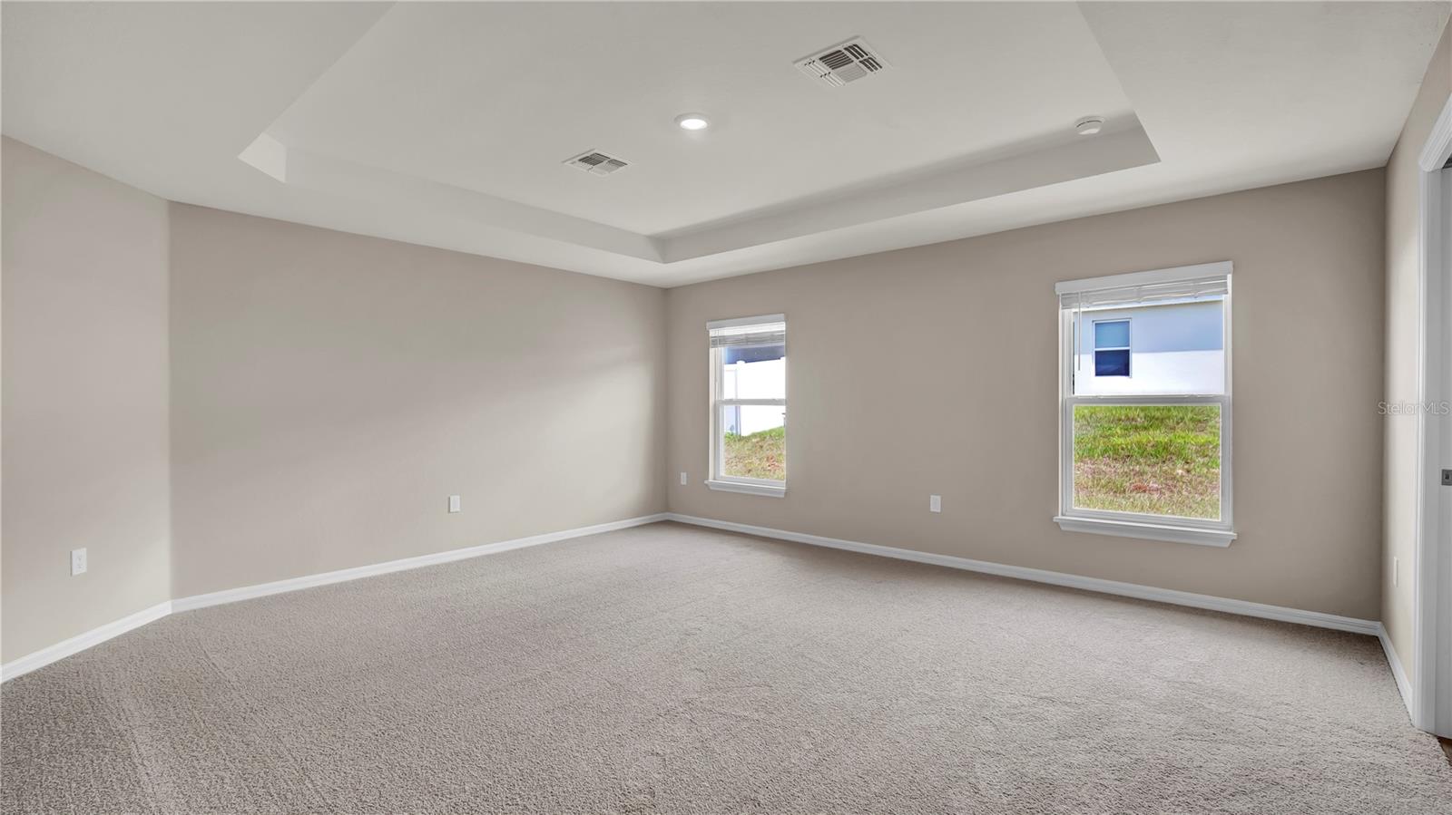 GENEVA LNDGS PH 1 - Residential Lease