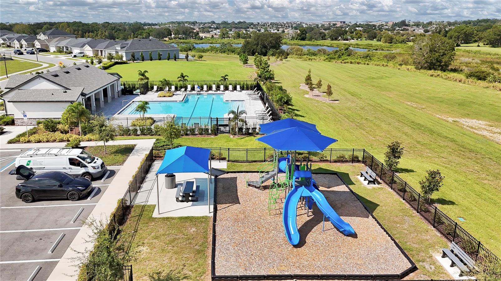 GENEVA LNDGS PH 1 - Residential Lease