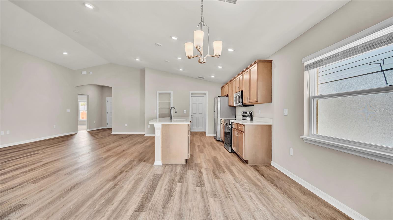 GENEVA LNDGS PH 1 - Residential Lease