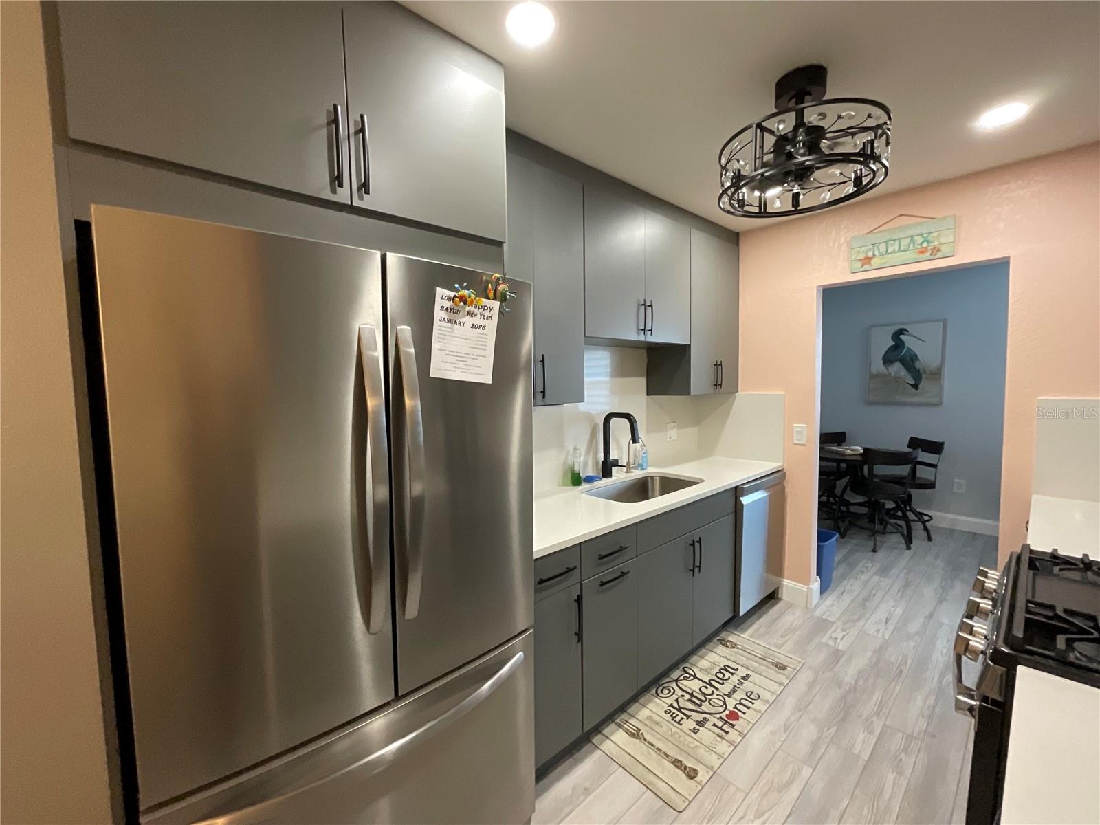 LONG BAYOU - Residential Lease