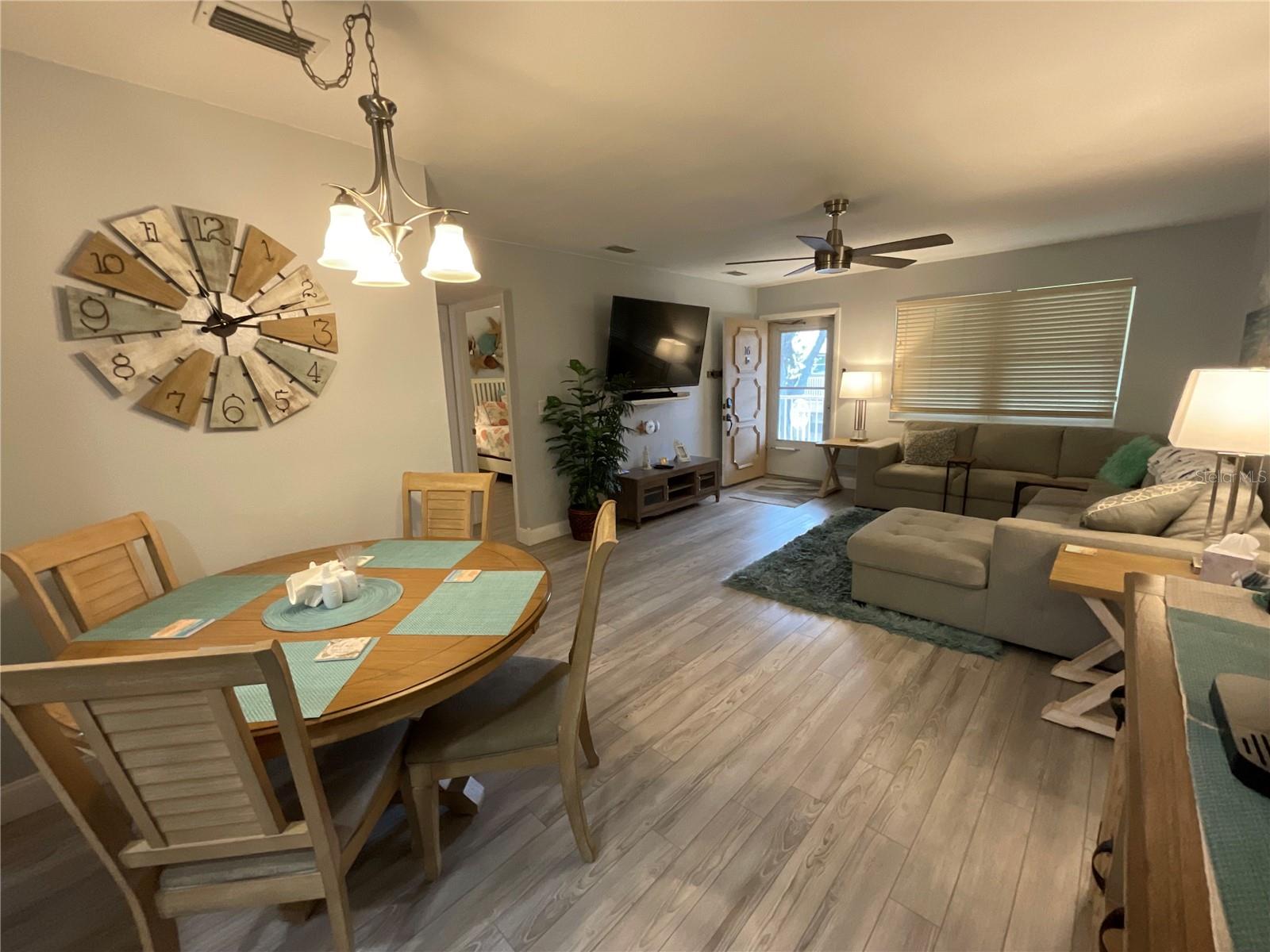 LONG BAYOU - Residential Lease