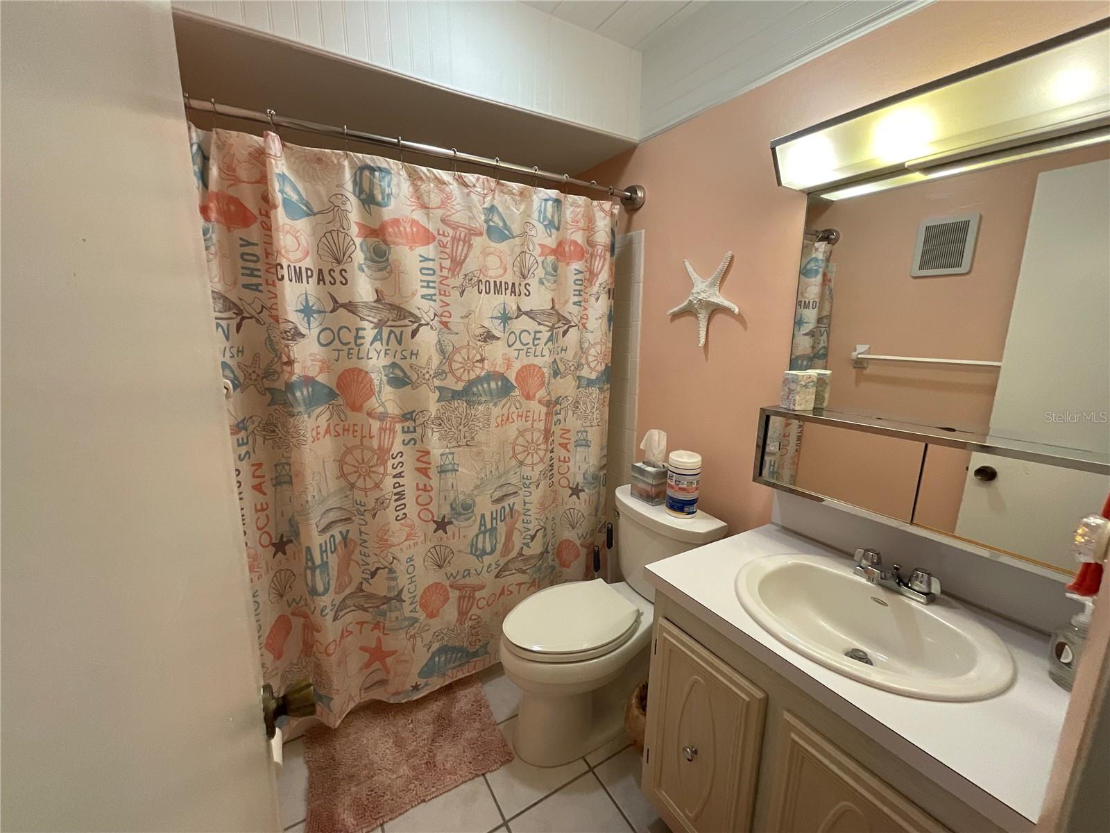 LONG BAYOU - Residential Lease